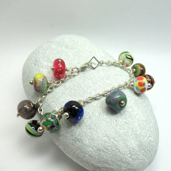 Lampwork Orphan bead bracelet - Picture 3 of 12